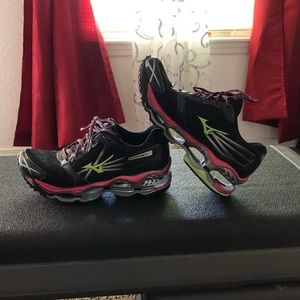 Mizuno Wave Prophecy-women’s running shoe